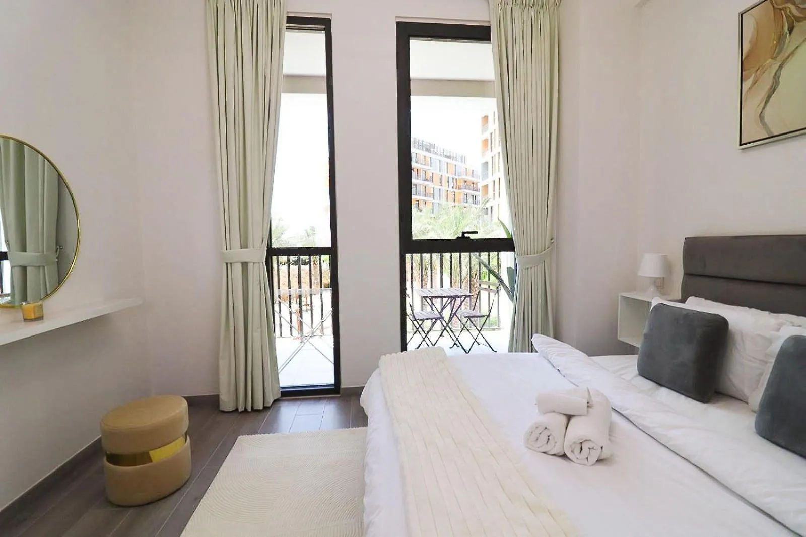 Golden Aura 1 Bedroom Apartment Dubai 0*,